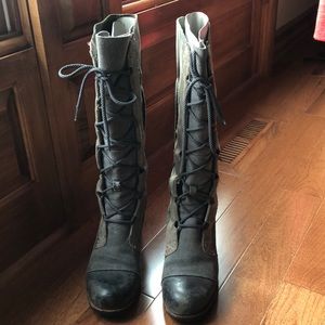 Sorel cate the great tall wedge boots size 8